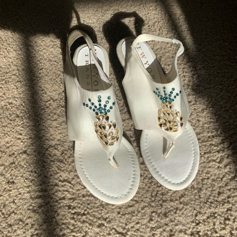 Pineapple wedges